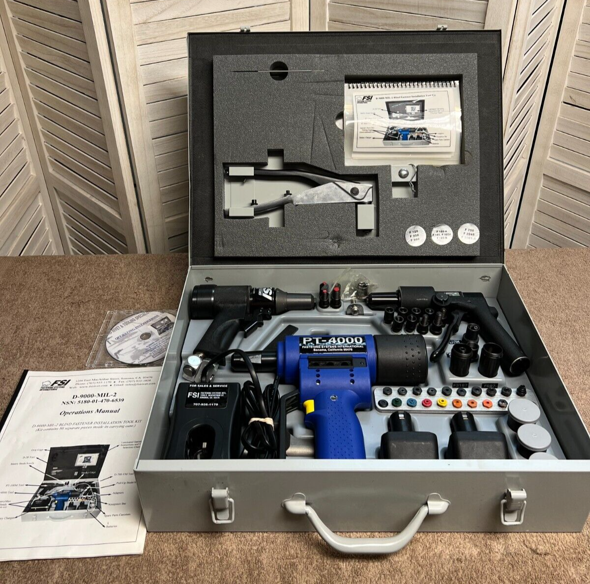 FSI P/N D9000-MIL-2 Combination Blind Riveter, Bolt & Nut