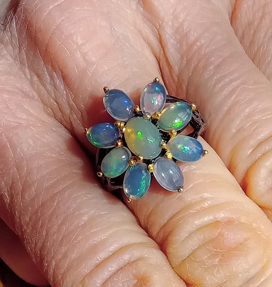 ANELLO IN ARGENTO STERLING 925 BRUNITO CON OPALI NATURALI DI WELO - Immagine 4 di 4