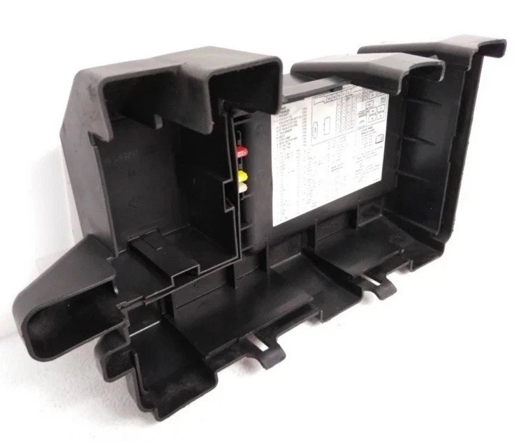 Крышка коробки предохранителей 2003 2007 GMC Savana Chevy Express 1500 2500 3500 от оригинального производителя K17 - Изображение 3 из 4