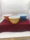 Vintage Lot Of 3 Pyrex Bowls 401 Multicolor Snowflake,wheat,butterfly-BC