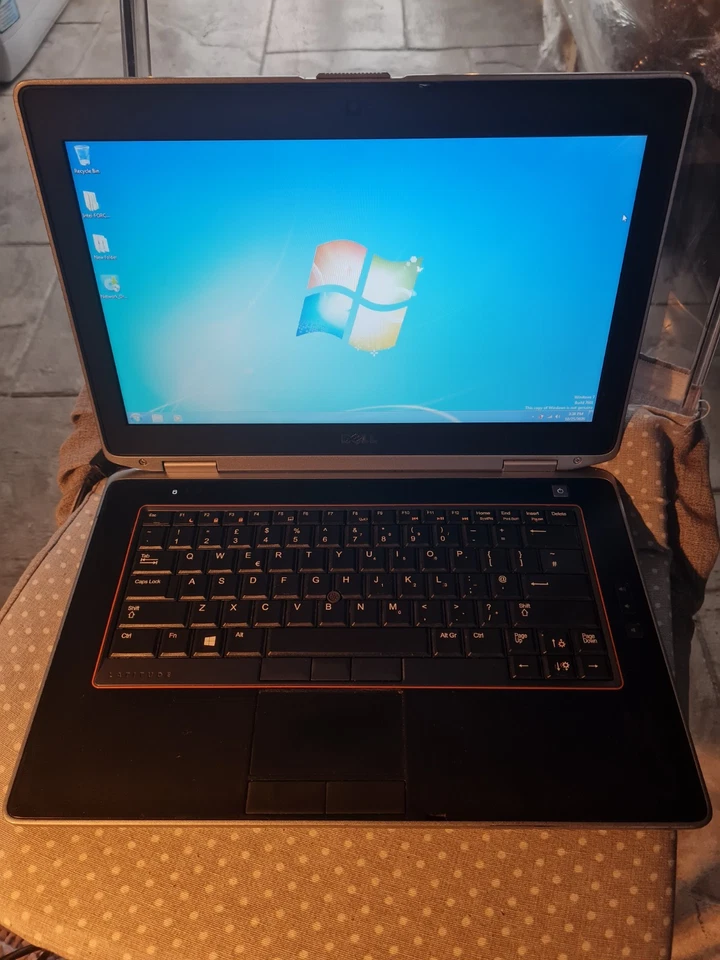 Dell Latitude E6420 · i5-2410M · 4GB · 500GB, foto 1 di 5