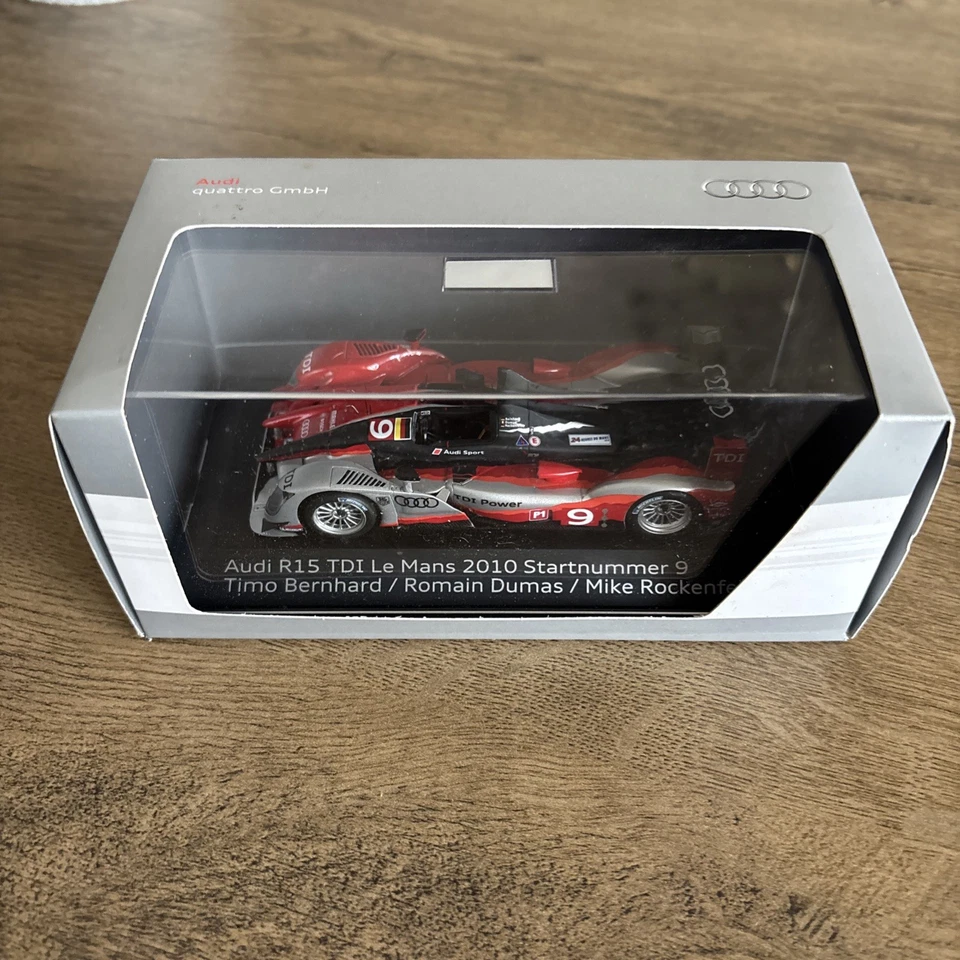 1/43 Audi R15 TDI - Bernhard / Dumas / Rockenfelle - Le Mans 2010 - Spark - Image 2 of 3