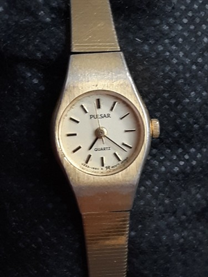 #ad Pulsar Ladies Watch V233 0390 Gold Tone Japan Morioka Tokei Sz. 6.4quot; New Battery $4.85