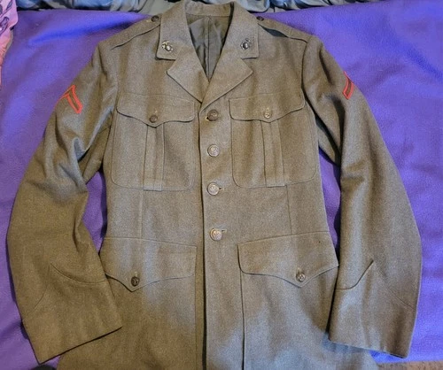 Vtg WWII USMC Dress Olive Green Service Jacket US Military Wool Lapel Pins S Med