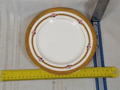 Crown Sutherland China Lunch / Salad Plates 2920 Gold & Floral Roses