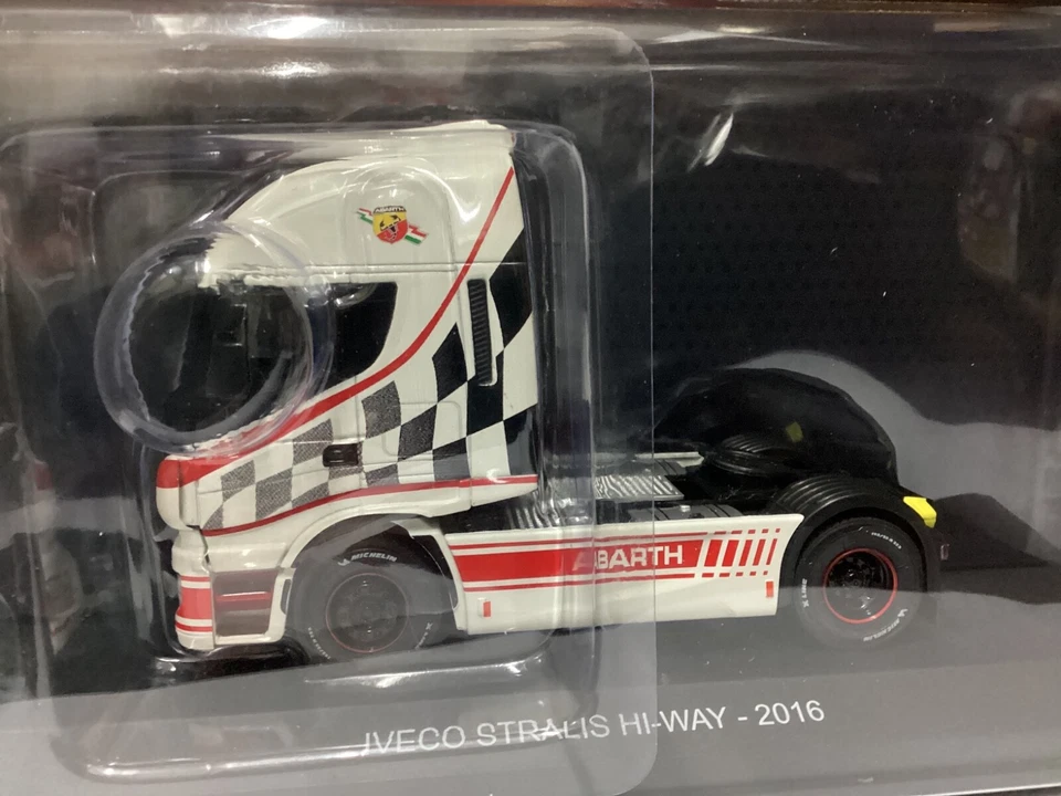 Camion truck tuning IVECO STRALIS HI-WAY 2016 , 1/43,  die-cast, nuovo sigillato - Immagine 2 di 4