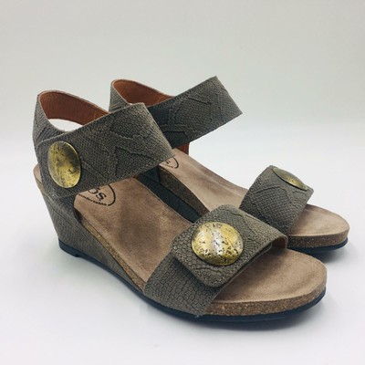 taos carousel 2 taupe