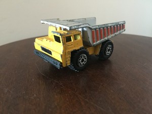 matchbox dump truck 1989