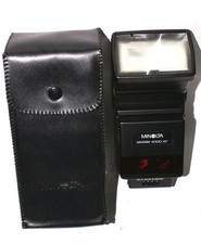 Minolta Maxxum 4000AF Shoe Mount Flash Excellent Condition w/ Case