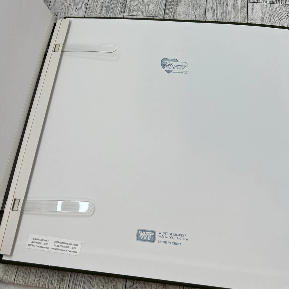 Álbum de recortes Westrim Crafts 12 x 12" pano pós-encolhido - janela de foto verde - Imagem 4 de 4