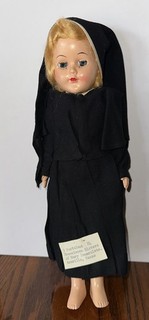 Vintage 1950's Nun Doll With Habit & Rosary Sleepy Eyes 11” Vintage