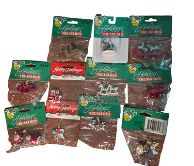 BRAND NEW VINTAGE LEE WARDS HOLIDAY TREASURES MINIATURES LOT OF 11 PACKS