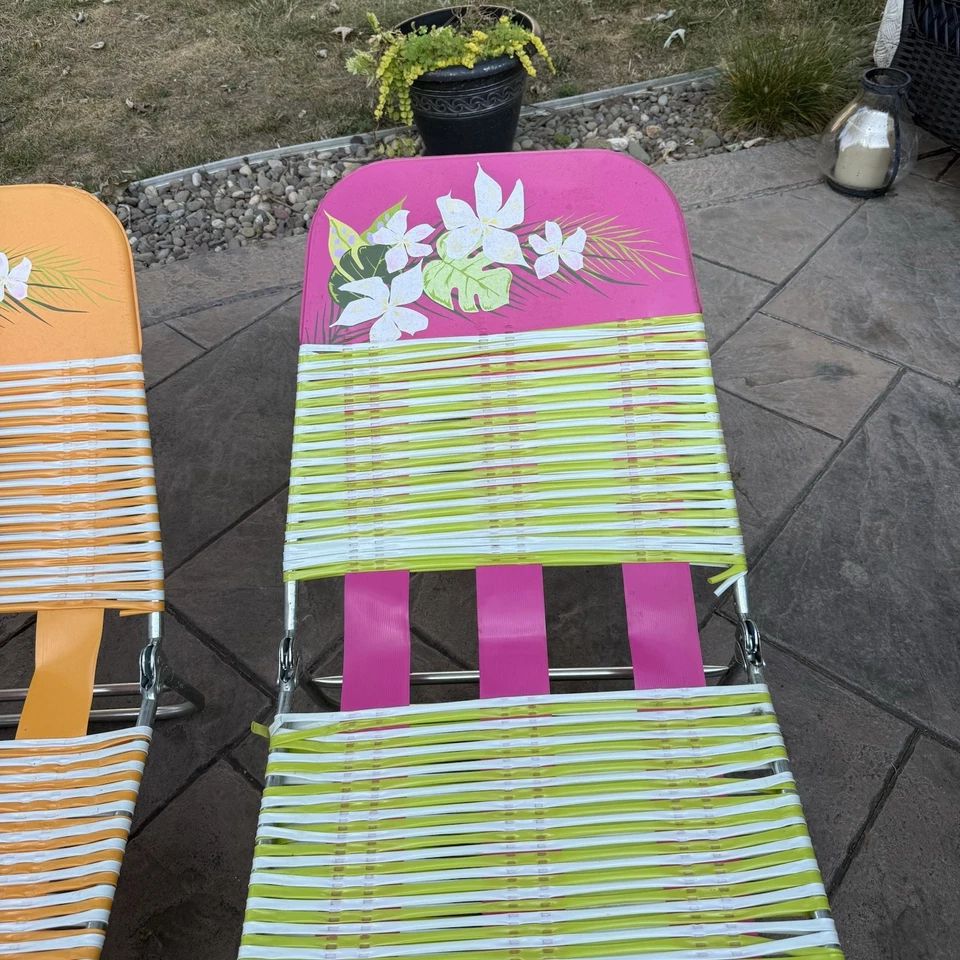 Vibrante Par de Sillones Retro de Aluminio y Vinilo con Correa para Piscina Patio! Rosa y naranja Foto 2 de 4