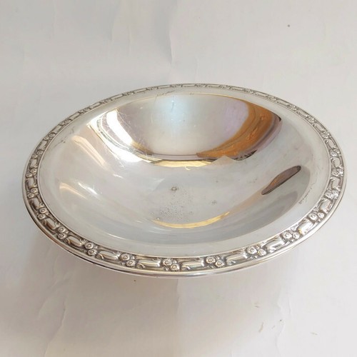 Vintage Oneida SilversMITHS Candy Dish Butter Bowl Beautiful Silver