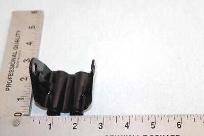 96 Kawasaki Bayou 400 4x4 Oem Diff Mounting Bracket 11047-1571