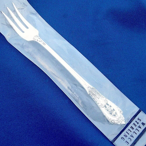 NEW • Wallace ROSE POINT Sterling Silver COCKTAIL OYSTER SEAFOOD FORK