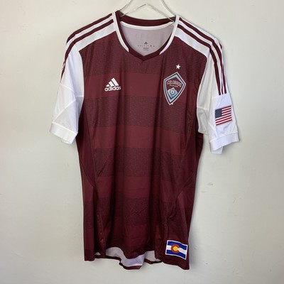 burgundy soccer jersey