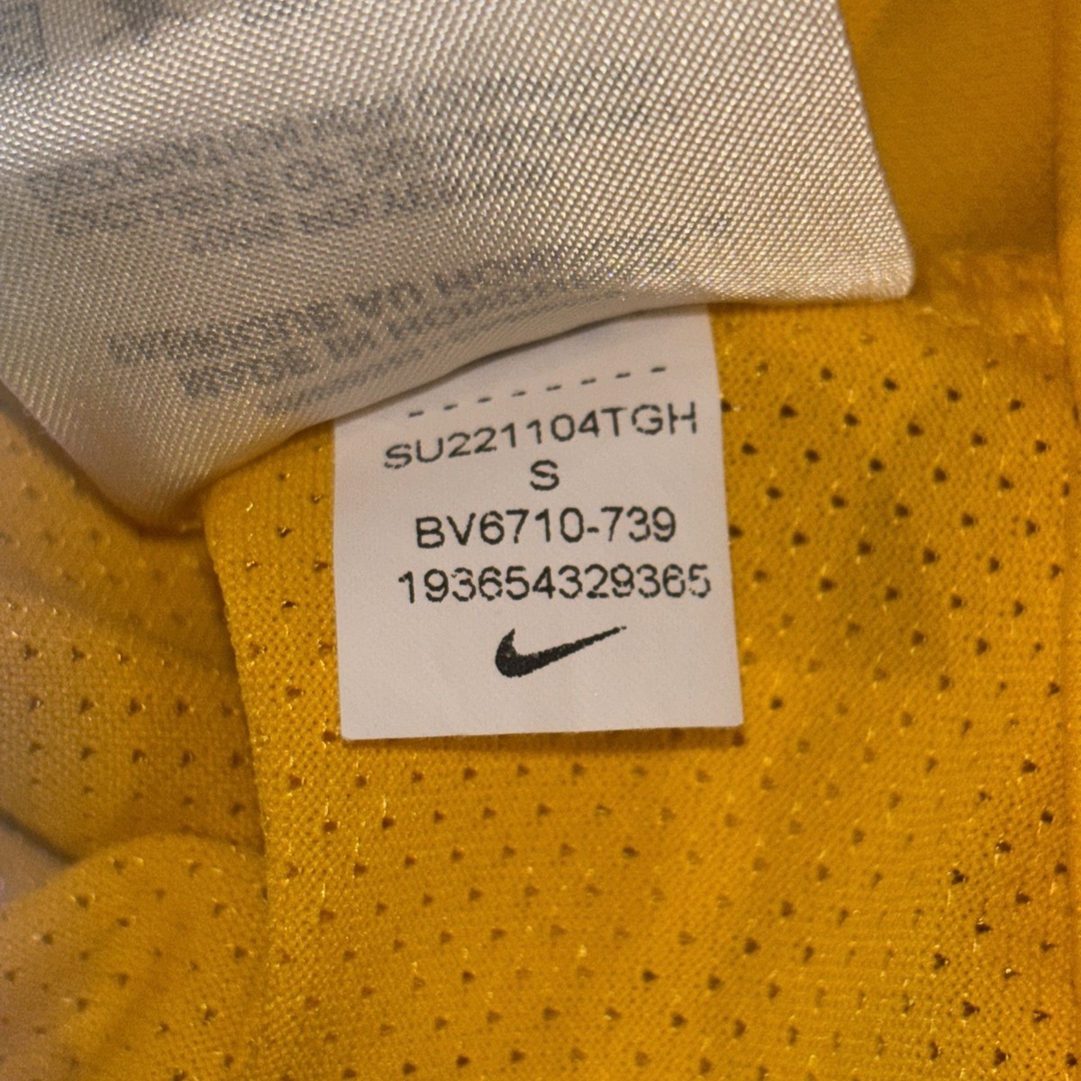 Barcelona FCB Barca Academy Nike Dri-Fit Yellow Jersey Small | eBay