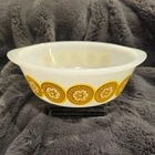 Glasbake Casserole Dish J514 2QT VINTAGE MILK GLASS Harvest Gold Daisy Medallion