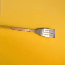 GRILL SPATULA BBQ WOOD HANDLE HAMBURGER SPATULA SSTEEL 19” {LOT OF 4}