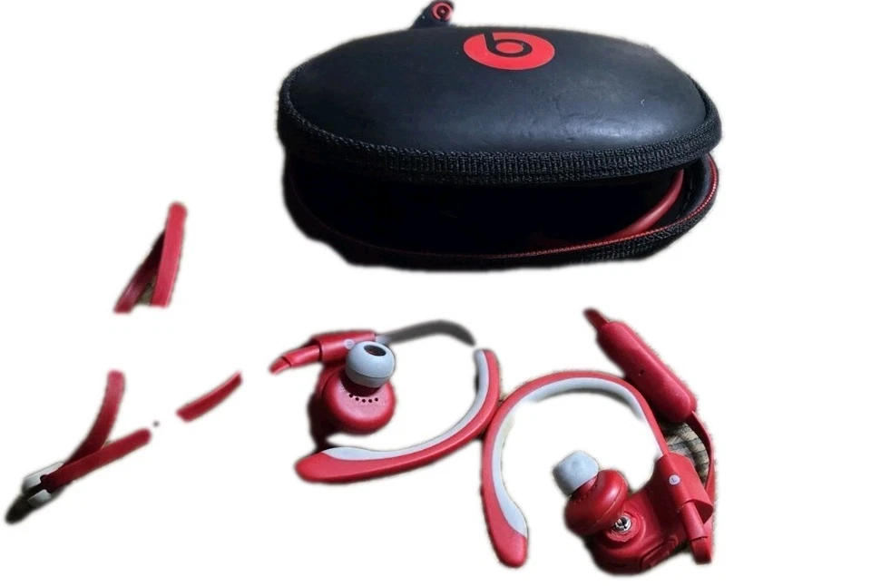 Auriculares inalámbricos de alto rendimiento Beats by Dr. Dre Powerbeats rojos y grises PIEZAS Foto 4 de 4