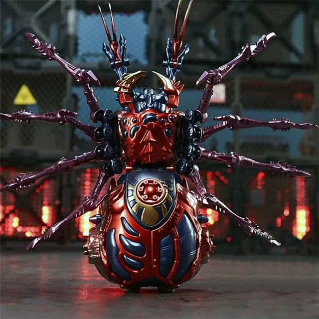 Araña de metal BWM-08 | TransArt Foto 3 de 4