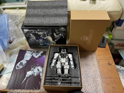 Generation Toys GT-10W Gorilla White Limited Edition Beast Wars Transformer Neu