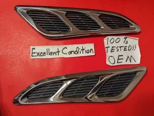 ✅2 OEM 2011-2017 Infiniti QX56 QX80 Fender Trim Vents Driver Passenger Side Set