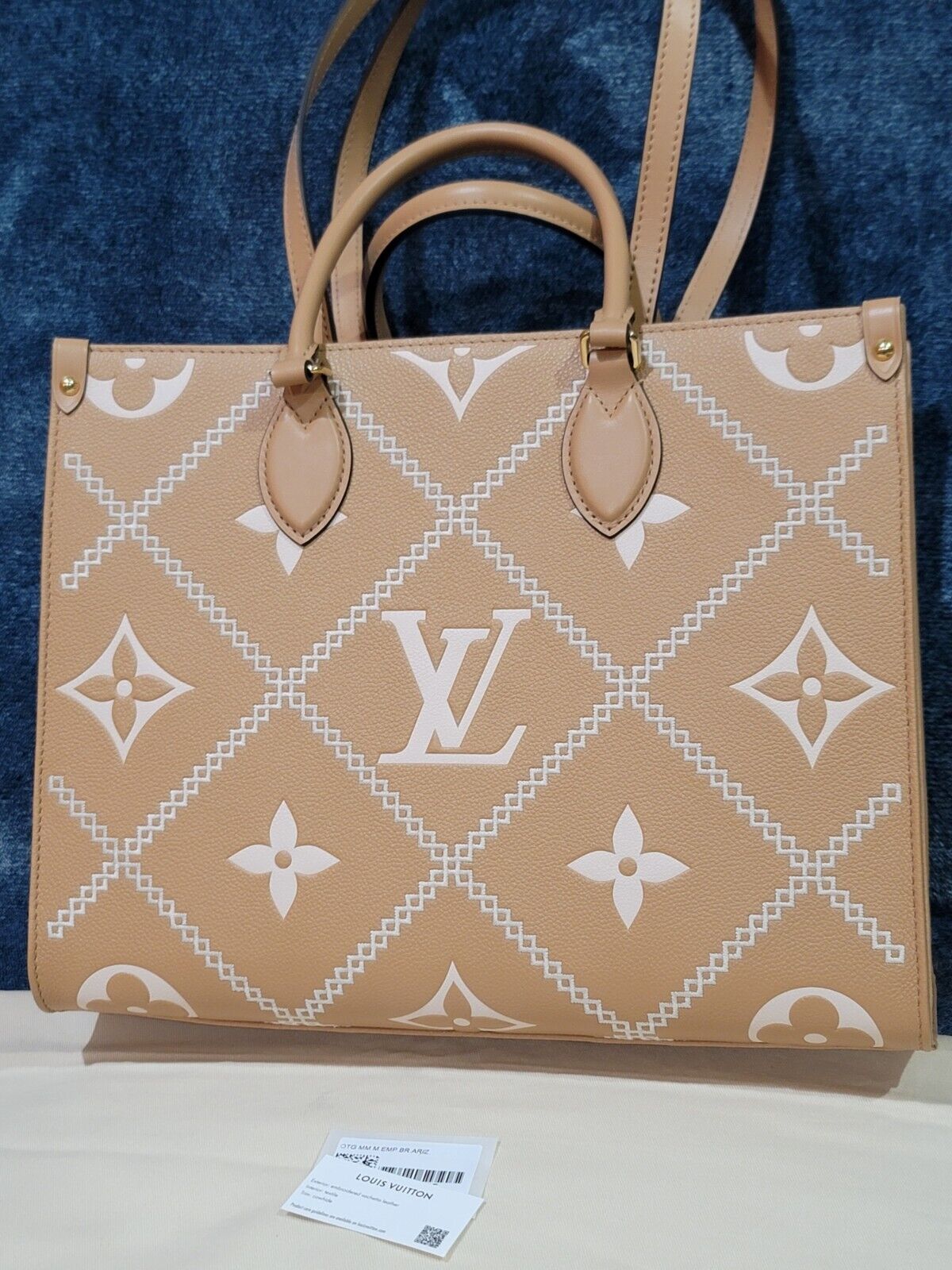 Louis Vuitton OnTheGo MM Handbag Gold Color Hardware Monogram Empreint –  EliteLaza