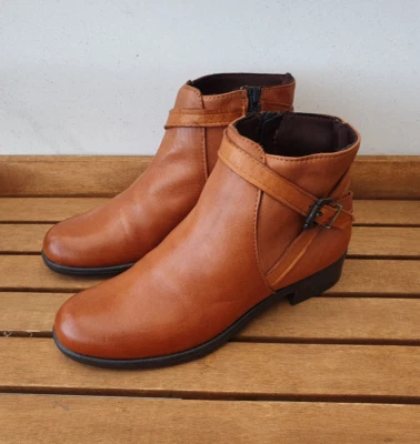 Schuhe Stiefeletten made in Italy Gr. 36 cognacfarben Kunstleder - Bild 1 von 4