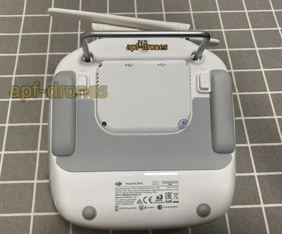 DJI Phantom 4 Pro V2.0 Transmitter Remote Controller - GL300L - Image 2 of 4