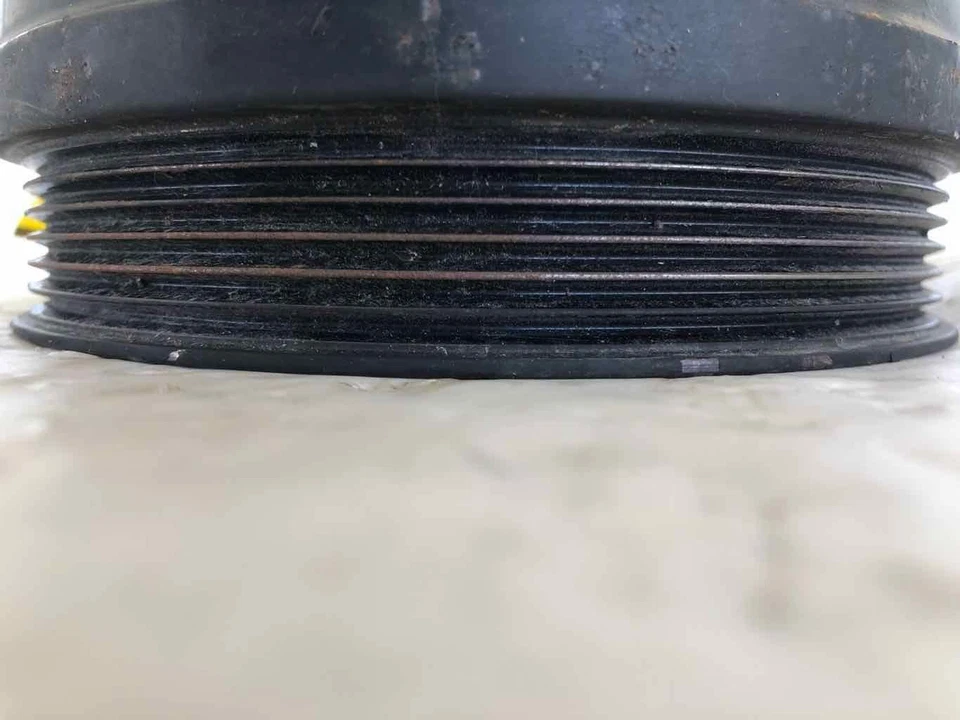 Mercedes Benz 221 Type S550 2007-2008 tracción trasera polea equilibradora armónica OEM Foto 3 de 4