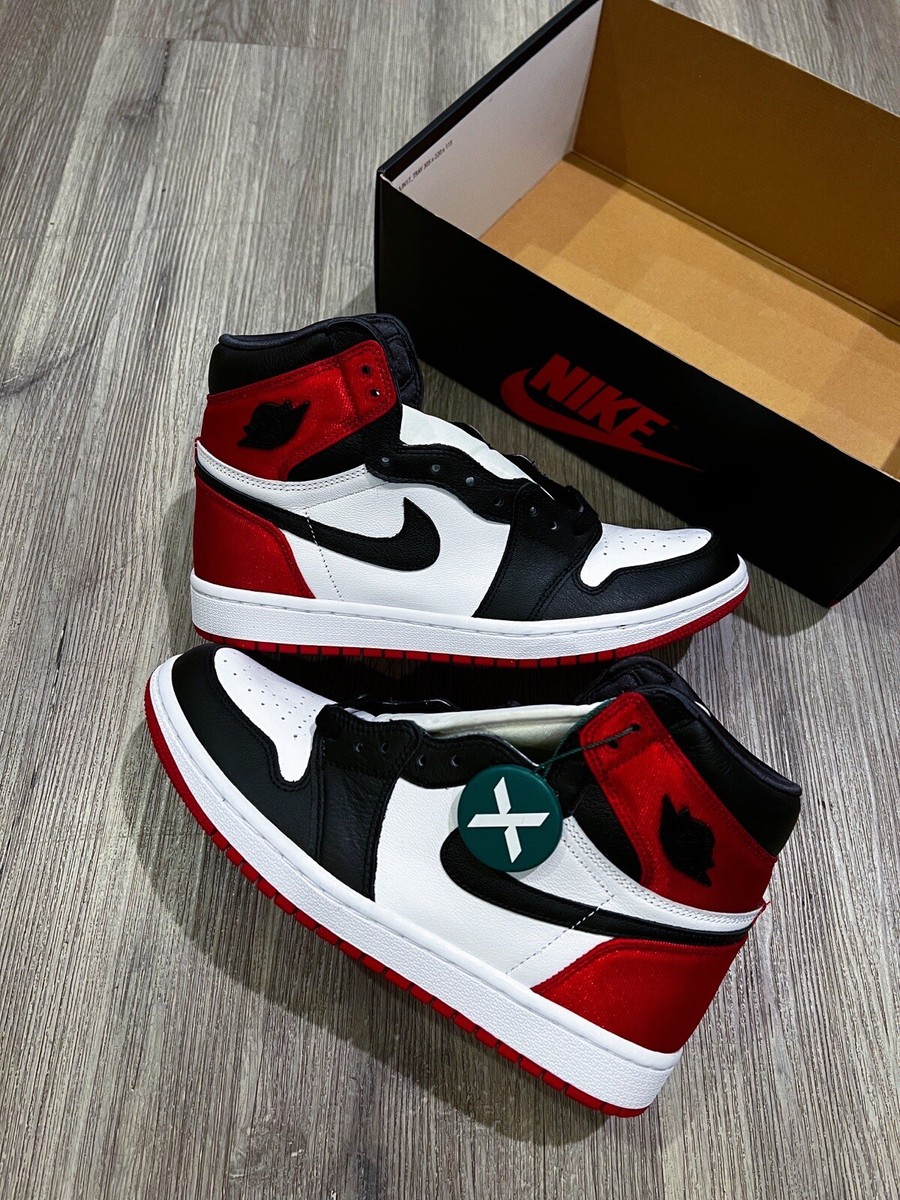 Size 7.5 - Jordan 1 Retro High Satin Black Toe 2019