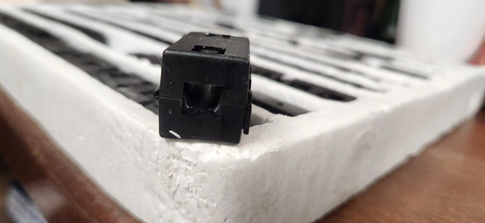 Ferrite Cores Cable Clips 5mm Square Type RFI EMI Noise Filter For Video 80Pcs - Image 3 of 4