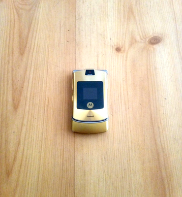 Gold Colored Dolce And Gabbana Motorola Flip Phone | eBay