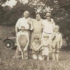 Vintage Snapshot Photo Car Family Roadside Stop Group Shot  Overalls 1920s 1929