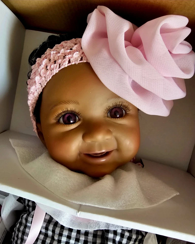 *NIB* Ashton-Drake "Alanna" - Third Annual Photo Contest Winner with COA - Image 2 of 4