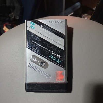 SONY WM-F100 WALKMAN Cassette Player Full metal, Looks Baraly Used