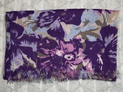 Mehrfarbiger Damenschal mit Blumenmuster | lebendiges Muster