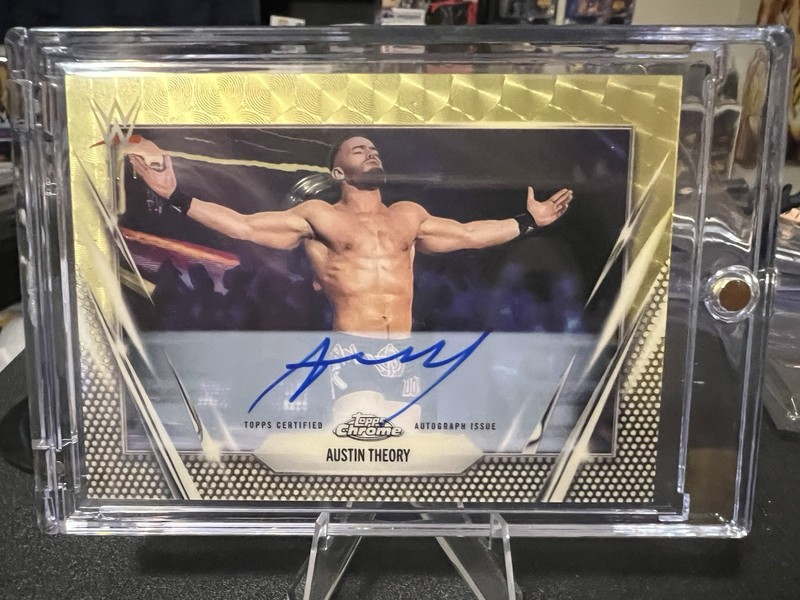 SUPERFRACTOR AUTO Austin Theory 1/1 Topps Chrome WWE 2026