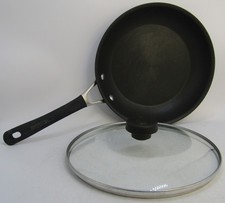 Circulon 10 Frying Pan with Glass Lid. Hard-A...