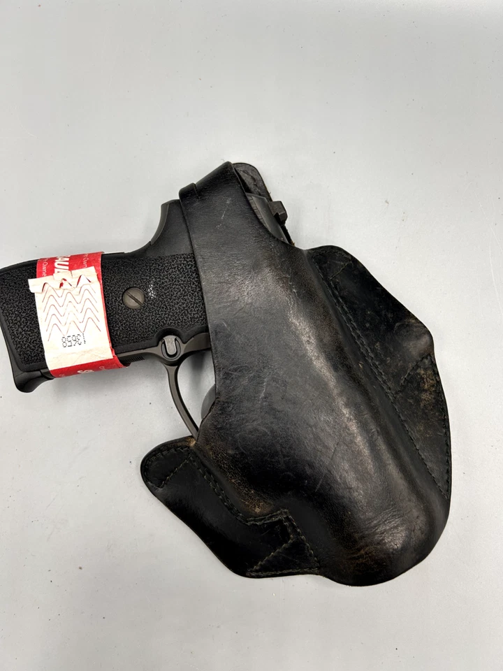 Funda alemana AKAH Sig Sauer 225/P6/228 OWB DIESTRO o cruzado Foto 2 de 4