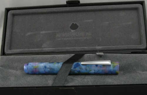 Monteverde MVP Blue Squares & Chrome Fountain Pen - Medium Nib - New! - Picture 2 of 6