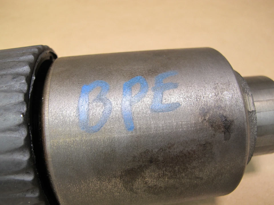 1985-1986 PPORSCHE 928 S КРУТЯЩИЙ МОМЕНТ ТРУБКА ВИБРОГАСИТЕЛЬ 92842160100 - Изображение 2 из 4