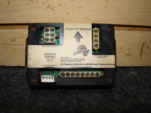 USED RV POWER GEAR LEVELING CONTROL P/N: 140-1229