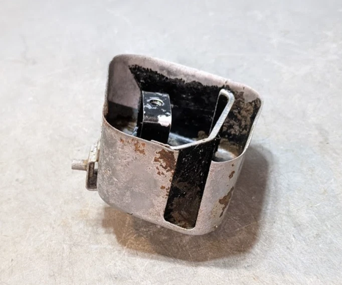 Carcasa filtro caja aire Yamaha GT80 GTMX Foto 2 de 4