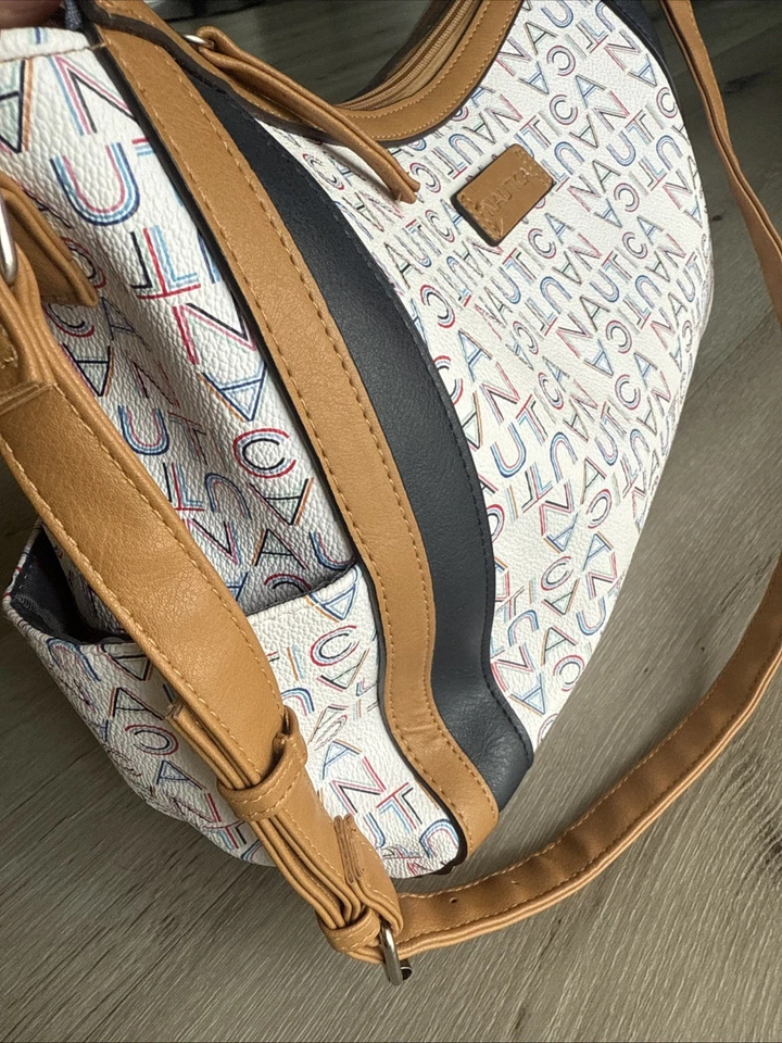 Bolso Nautica 12x9 Pulgadas Azul Marino Blanco Marrón HOBO Nuevo Con Etiqueta Raro Foto 4 de 4