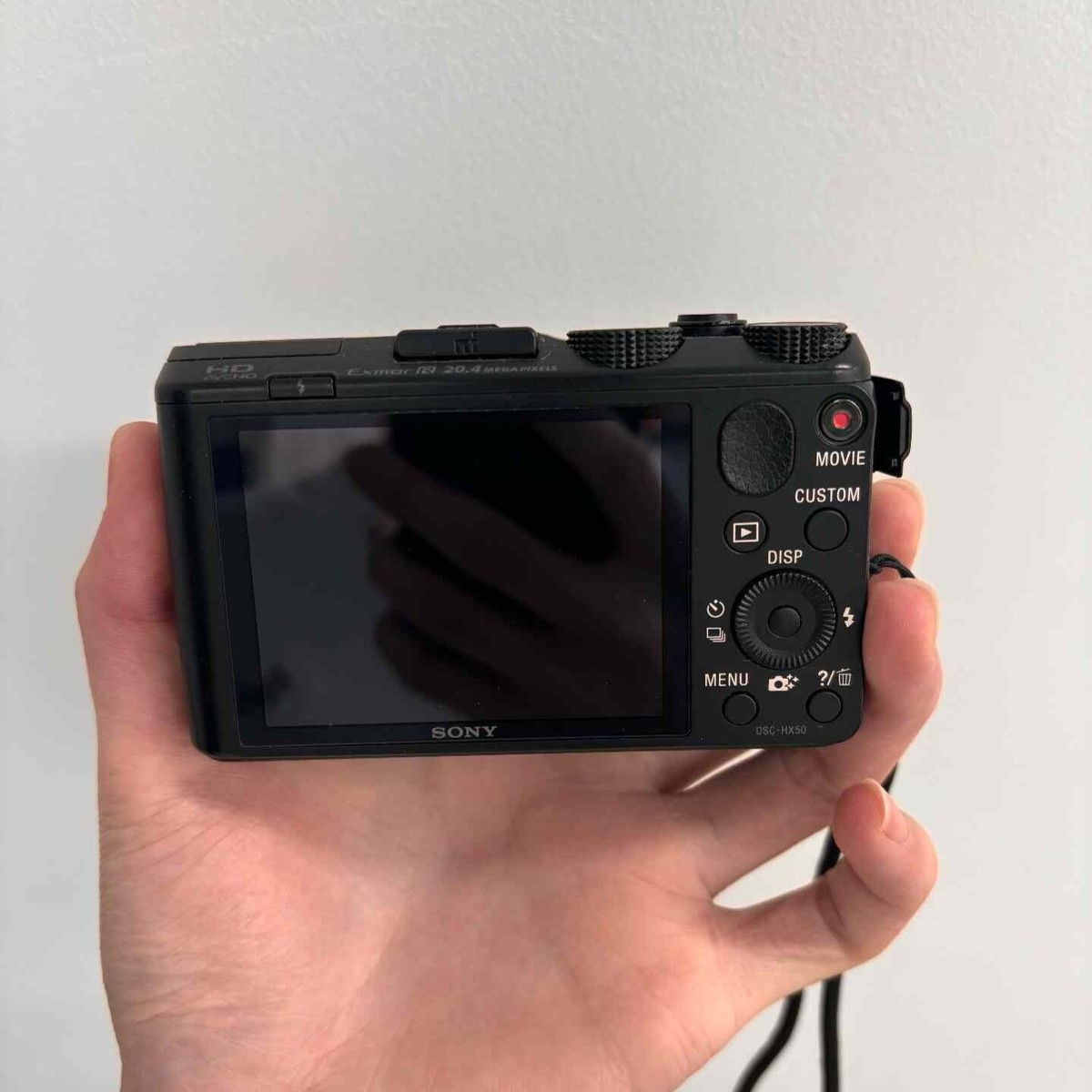 Sony Cyber-Shot DSC-HX50/ HX50V Digital Camera 20.4MP 30x Optical