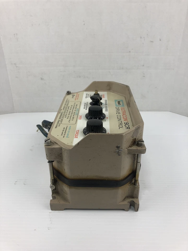 Control de accionamiento Wood's U-075 Ultracon SCR 115V 15A 1PH 50/60Hz Foto 4 de 4