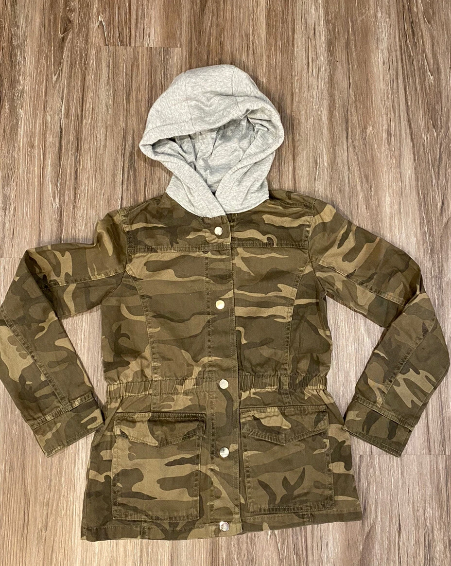 Me Jane Girl Jean Jacket Olive Green Hooded Camo Jacket SiE 10 EUC